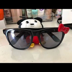 Hello Kitty Shades
